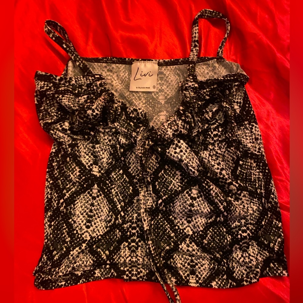 Black and White Snake Print Tank Top